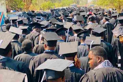 L’UNIVERSITÉ DE LUBUMBASHI LANCE 1358 LICENCIÉS EN DROIT SUR LE MARCHÉ DE L’EMPLOI, UN RECORD HISTORIQUE