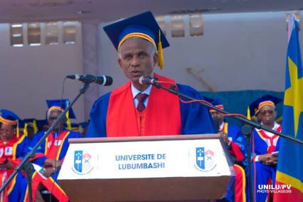 LE BON CHOIX C’EST L’UNIVERSITÉ DE LUBUMBASHI DIXIT LE RECTEUR KISHIBA FITULA GILBERT AUX MILLIERS DES NOUVEAUX ÉTUDIANTS